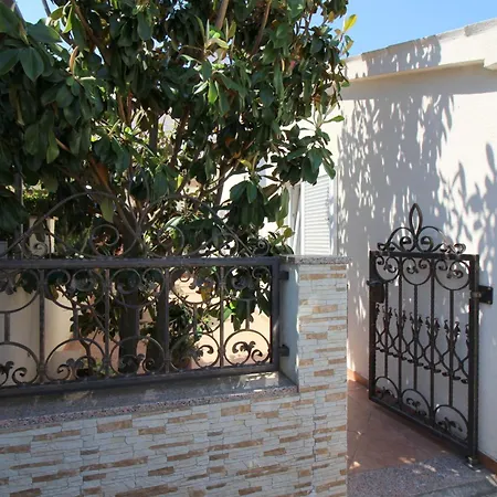 Fuer 2 Personen In Strandnaehe Mit Terrasse Apartment
